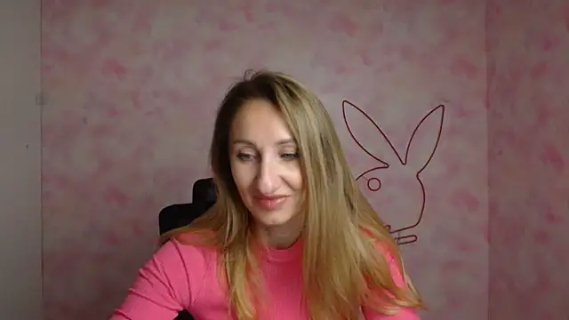 Diana Sweeet  online show from May 11, 5:46 am