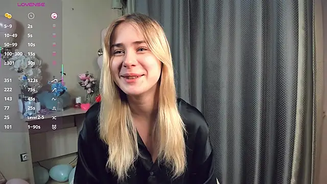 LuanaFincel online show from February 15, 1:02 am