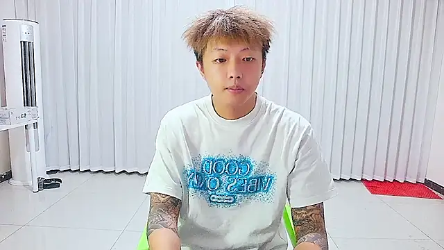 Chocolates-001 online show from July 11, 1:14 pm