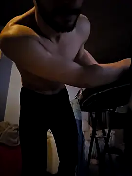 Snapshot of stablemen chatting on February 3, 8:47 pm stablemen online show from February 3, 8:47 pm