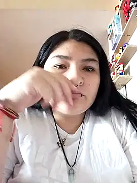 LauraHorny69 online show from April 10, 3:06 pm