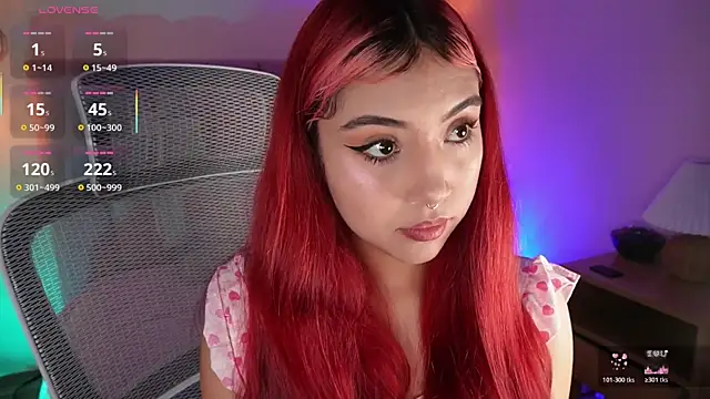 Snapshot of Dakota_velvet_ chatting on June 6, 12:10 pm Dakota velvet online show from June 6, 12:10 pm