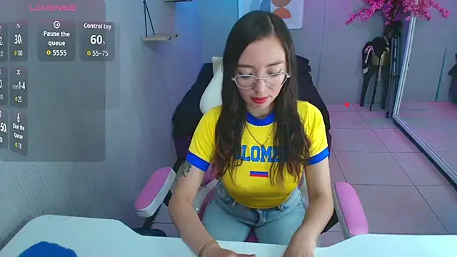 Veronica miiller online show from June 23, 7:12 pm