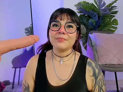 Dakota-bluu online show from February 17, 3:19 pm