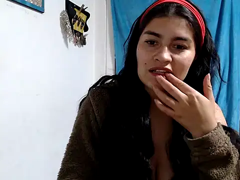 Scarlett Hot69 online show from February 27, 6:35 am