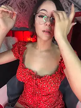 TeaseDollXXX online show from April 2, 10:40 pm