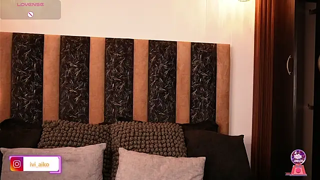 Ivi Aiko online show from April 14, 11:33 pm