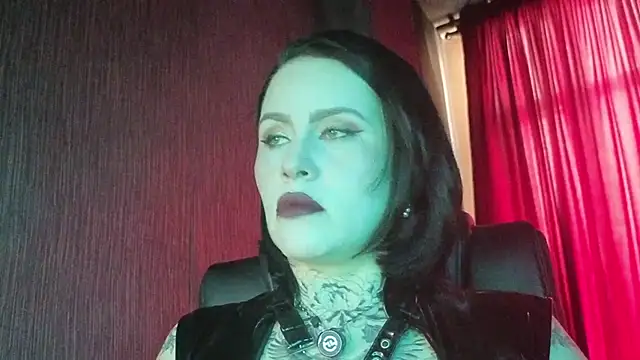 Mistressolivia07 online show from February 18, 2:57 pm