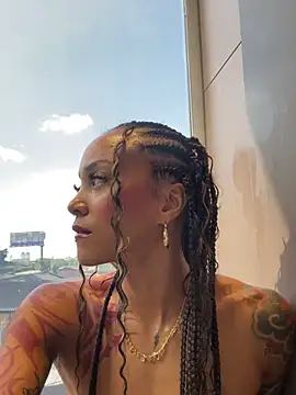 LizStorm  online show from June 21, 2:08 pm