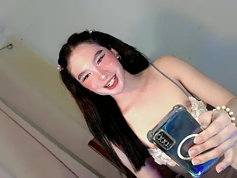 Snapshot of touch_my_body1 chatting on February 20, 4:53 am touch my body1 online show from February 20, 4:53 am