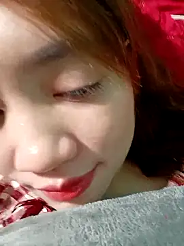 lylinhjim online show from February 6, 8:51 am