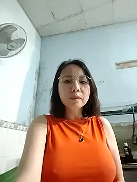 Famrita online show from February 21, 1:06 am