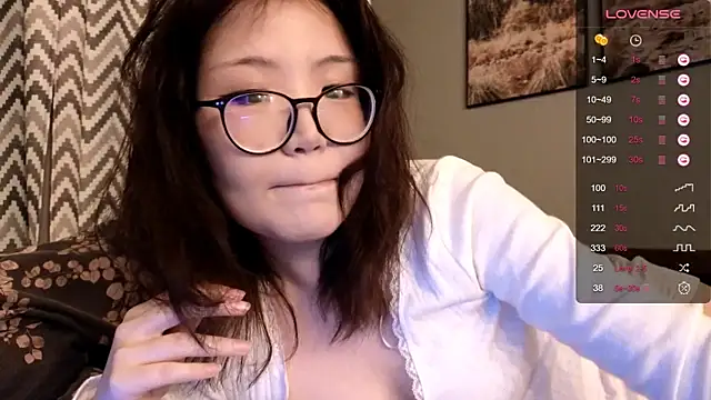 nullgirl online show from February 4, 10:04 pm