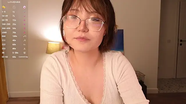 nullgirl online show from July 20, 1:42 am