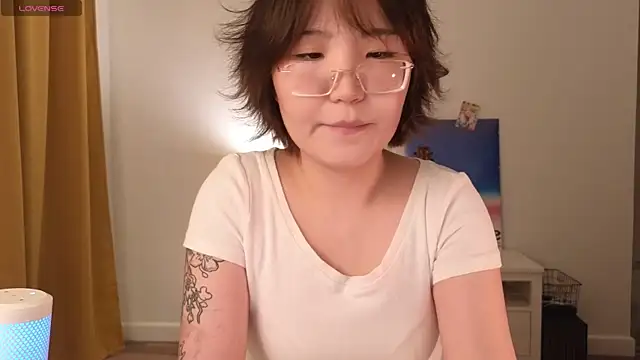 nullgirl online show from July 21, 2:58 am