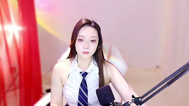 luna-168 online show from February 13, 11:39 am