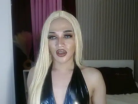 Snapshot of Kendalllust chatting on May 25, 2:12 pm Kendalllust online show from May 25, 2:12 pm