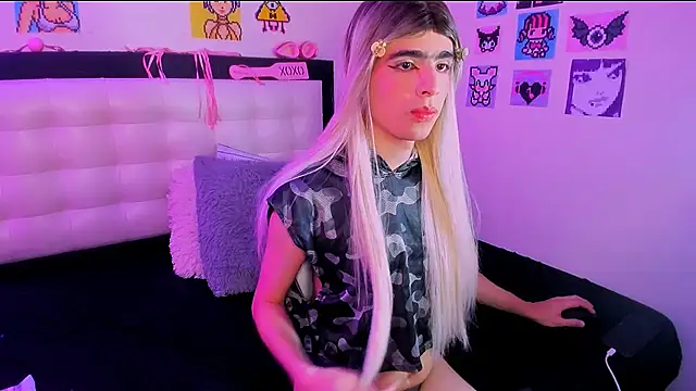 LuanRush  online show from April 18, 7:58 pm