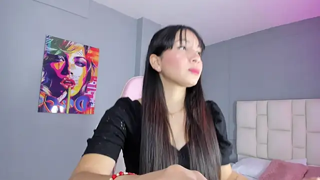 Snapshot of Sofia__Salazar chatting on February 8, 11:46 am Sofia Salazar online show from February 8, 11:46 am