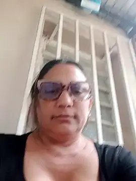 mariacarlota online show from April 14, 8:04 pm