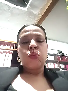 RossyAlvarez online show from April 18, 12:58 am