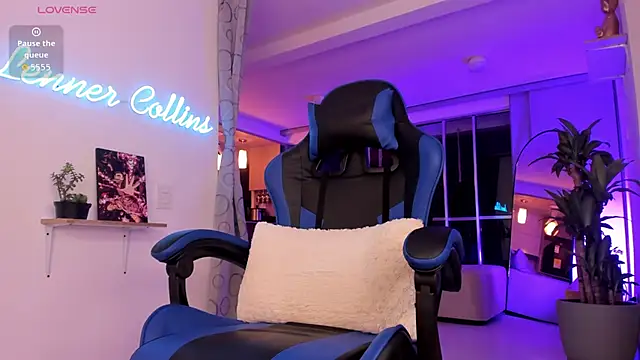 LennerCollins  online show from April 26, 11:57 pm