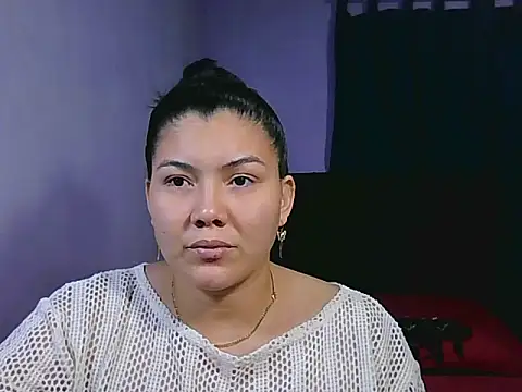 Snapshot of Violetta-Helena chatting on March 16, 5:35 am Violetta-Helena online show from March 16, 5:35 am