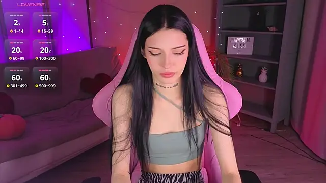 Kelly  Bunny online show from April 10, 6:51 am