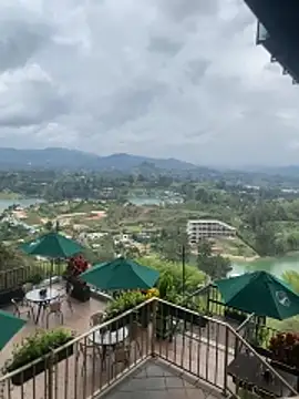 Snapshot of Miaswwe chatting on February 15, 5:31 pm Miaswwe online show from February 15, 5:31 pm