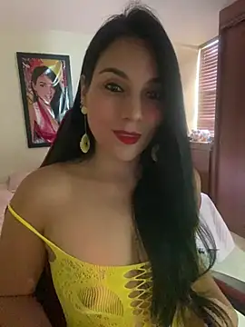Snapshot of Miaswwe chatting on July 18, 4:11 pm Miaswwe online show from July 18, 4:11 pm