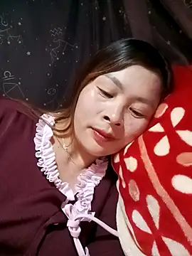 Bling sexy online show from March 29, 1:00 pm