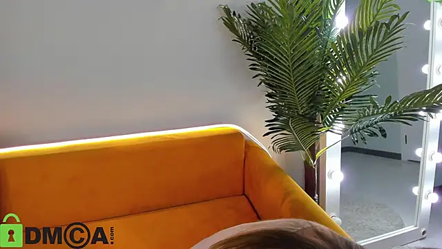 Snapshot of Celine_Coello chatting on February 13, 3:57 am Celine Coello online show from February 13, 3:57 am