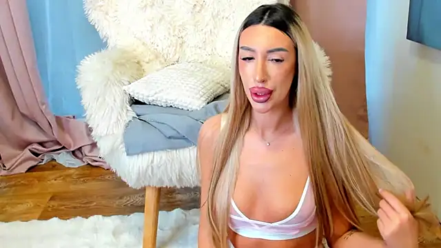 LunaVibes  online show from February 20, 5:59 am