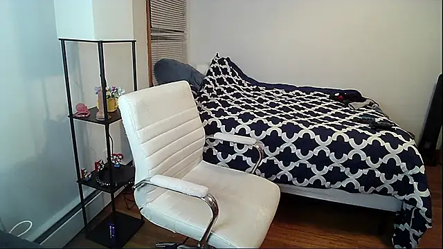 Snapshot of VanFairy526 chatting on February 20, 10:49 am VanFairy526 online show from February 20, 10:49 am