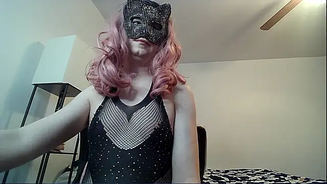 Snapshot of VanFairy526 chatting on February 27, 11:05 pm VanFairy526 online show from February 27, 11:05 pm