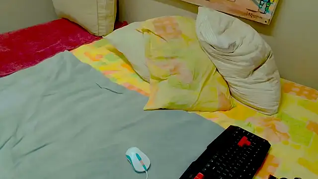 EbonyEmpressMilf online show from March 27, 6:18 pm