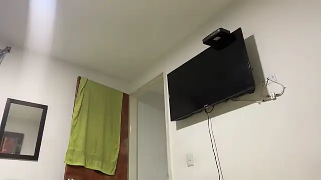 AbrilSantosxo online show from June 11, 12:36 pm