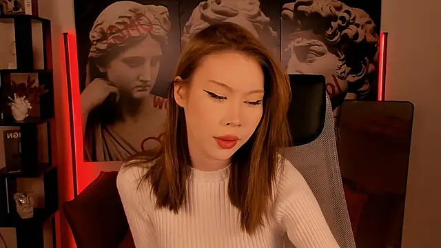 Snapshot of SarahRice chatting on February 16, 4:58 pm SarahRice online show from February 16, 4:58 pm