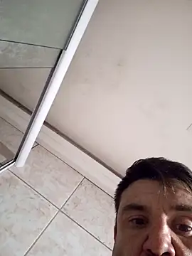 gato rafaelzn36 online show from April 10, 2:39 am