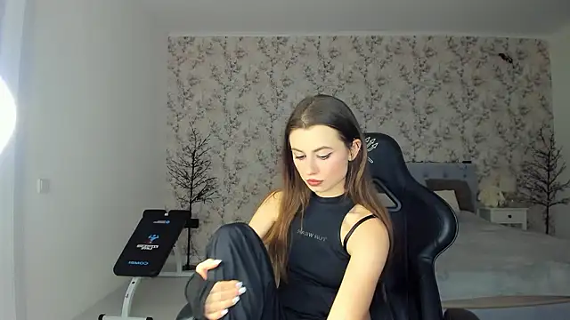 Hot Molly5 online show from February 4, 7:31 pm