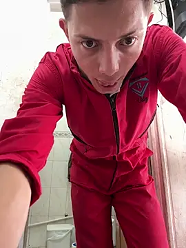 santiObrero online show from March 24, 5:18 pm