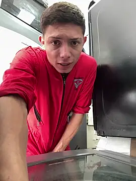 santiObrero online show from March 27, 2:50 pm