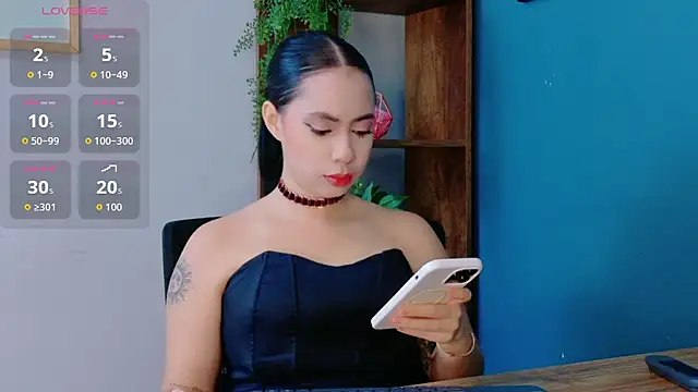 Sienna-Gold online show from February 24, 1:42 pm