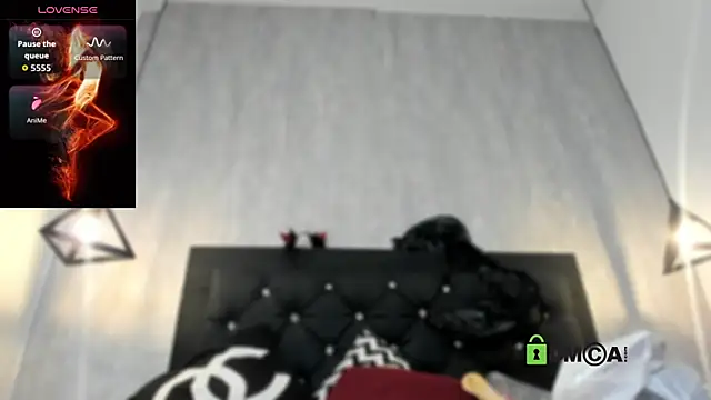 Marilyndackaria  online show from April 15, 12:01 pm