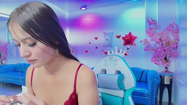 Snapshot of Zoe_swan chatting on February 25, 11:31 am Zoe swan online show from February 25, 11:31 am