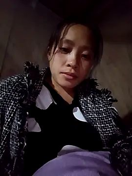 Snapshot of Hari-saka chatting on January 19, 1:48 pm Hari-saka online show from January 19, 1:48 pm