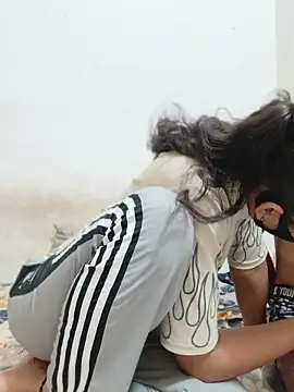 Rubina khan1 online show from June 6, 1:11 am