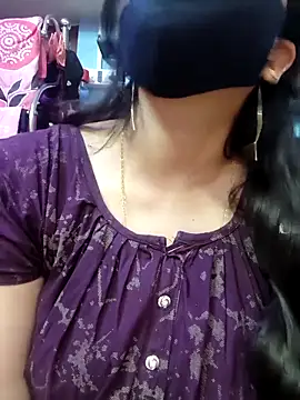 Snapshot of diyabannerjee chatting on March 3, 1:28 pm diyabannerjee online show from March 3, 1:28 pm