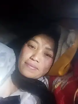 Snapshot of lia-coy chatting on January 19, 2:32 pm lia-coy online show from January 19, 2:32 pm