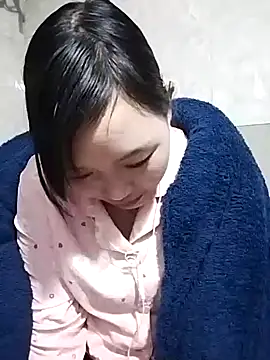 Snapshot of lia-coy chatting on February 9, 2:59 am lia-coy online show from February 9, 2:59 am